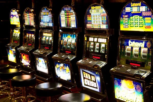 Main betting positions on slotapk tables slotapk betting interface showing Dragon, Tiger, and Tie options